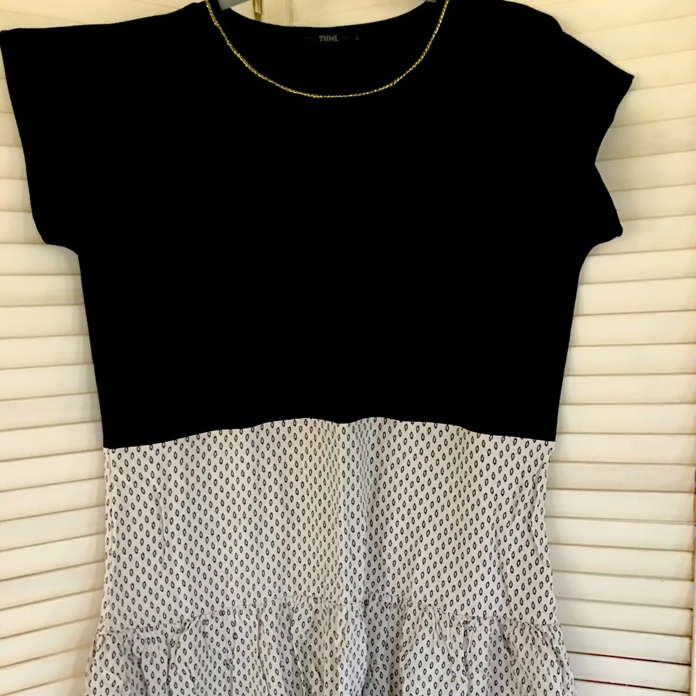 THML Black and White Mixed-Media Tunic